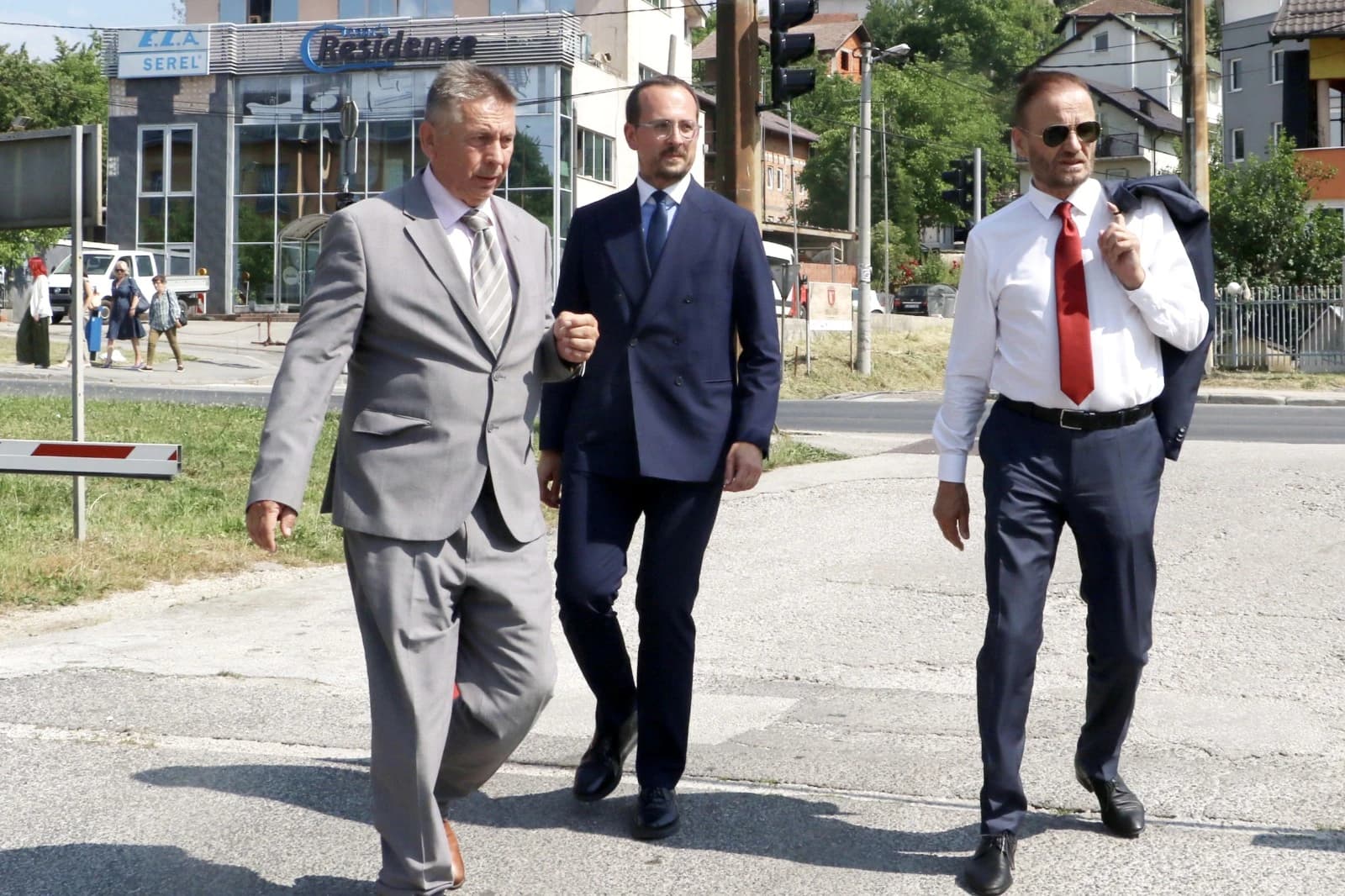 Dodikovi advokati ispred Suda BiH