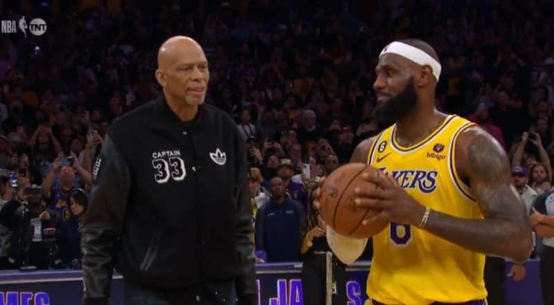 Le Bron James je zaštitno lice Lakersa
