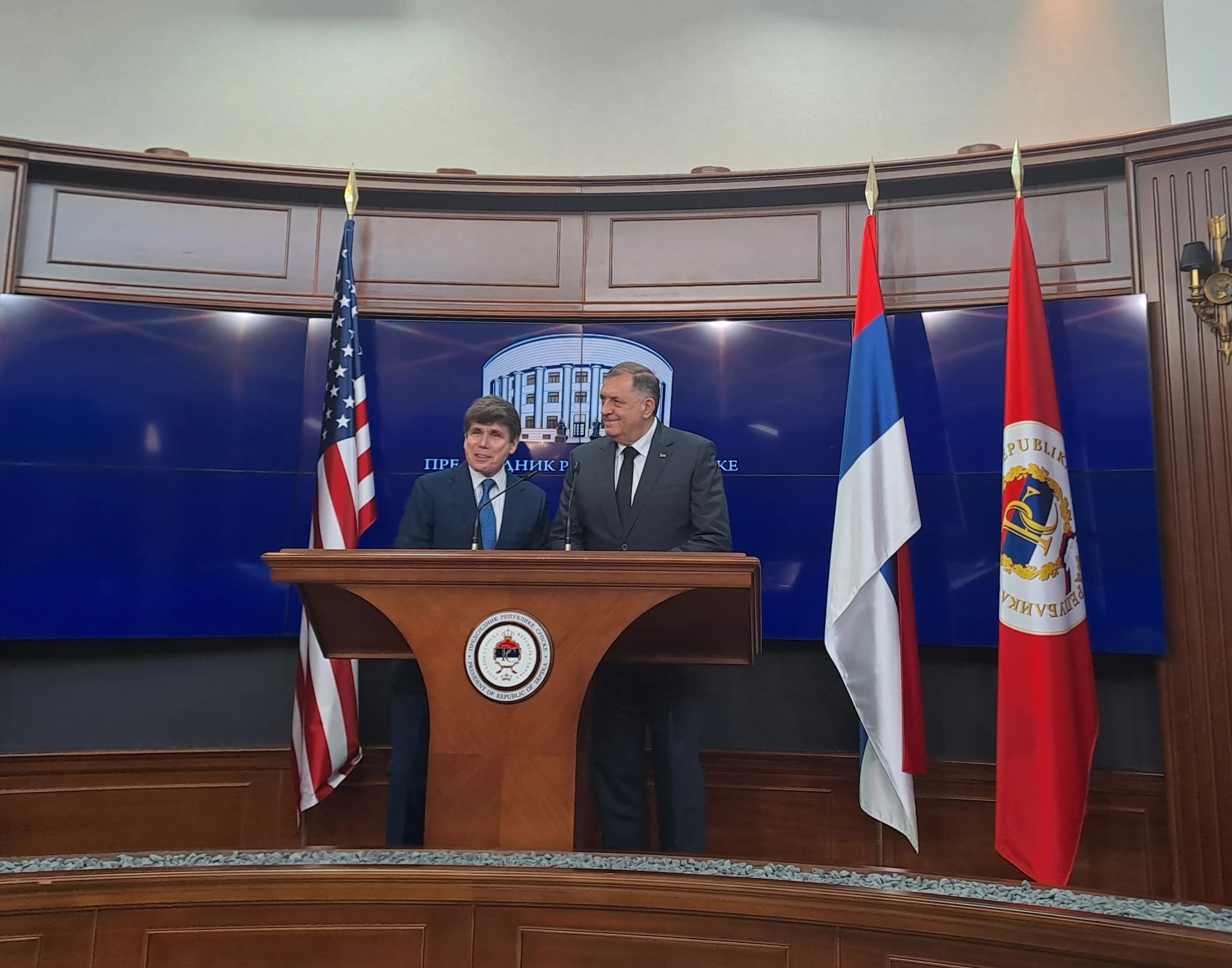 Sastao se sa Blagojevichem: Dodik se nada da će se Trump sažaliti nad njegovom "teškom sudbinom"