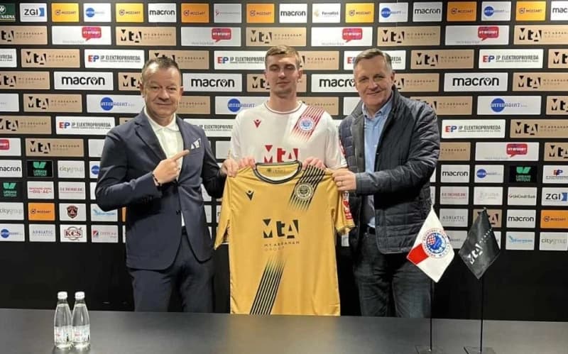Mulahusejnović i njegov agent Husarić prihvatili ponudu