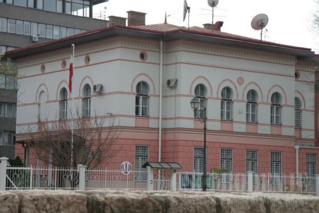 Ambasada Irana