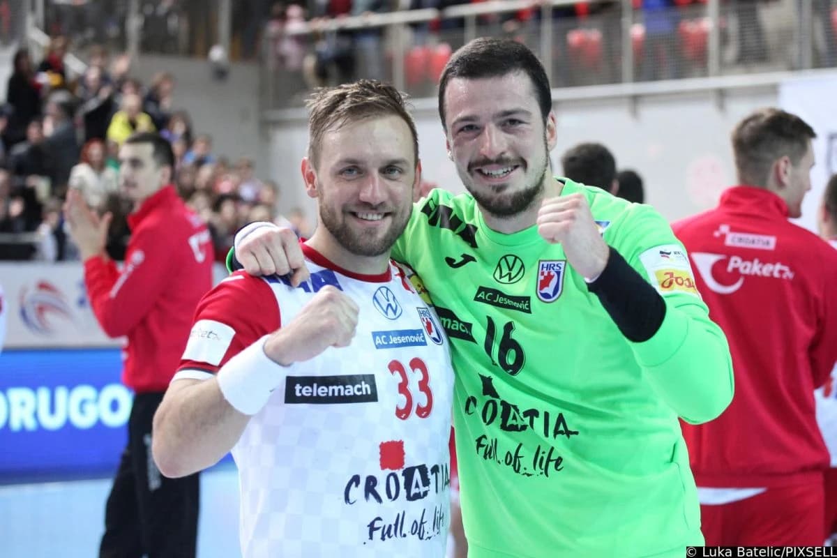 Ivić (desno) ostao bez posla u Novom Sadu