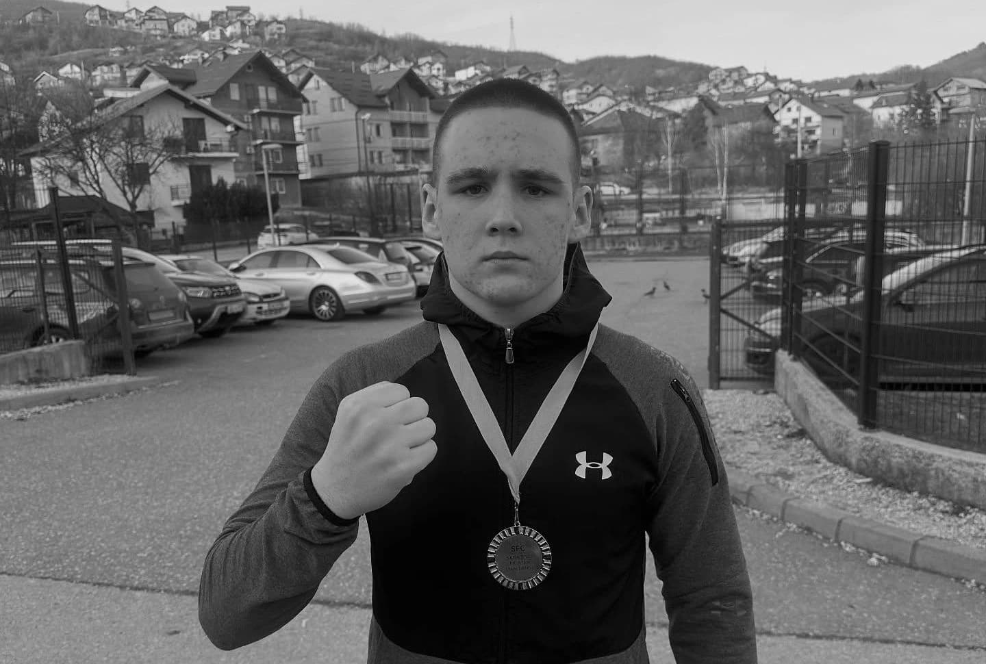 Jusufović je bio član borilačkog kluba Tuzla Combat Academy