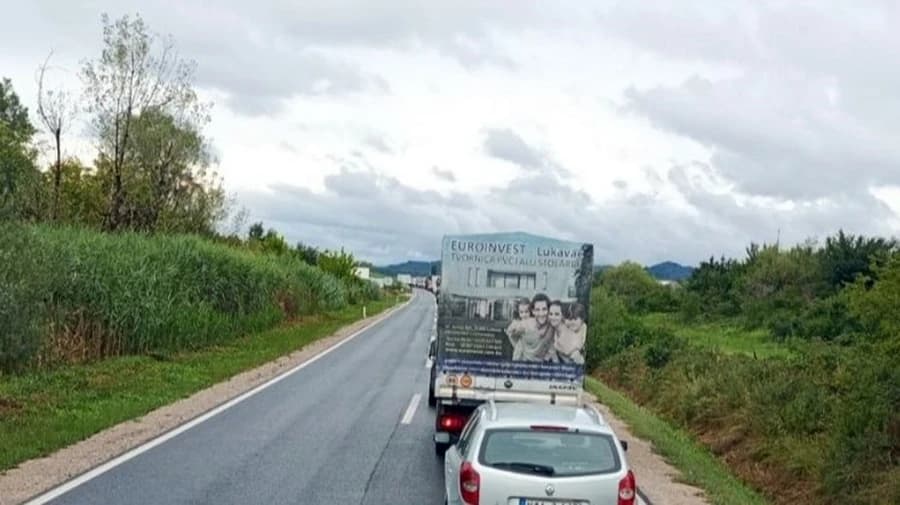 Velika gužva nakon nesreće u Lukavcu