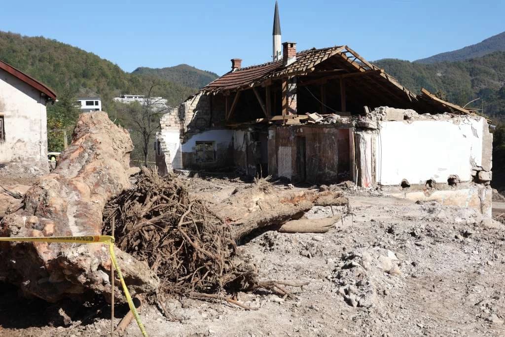 Šta je Vlada FBiH do sada čekala sa raspodjelom novca za poplave; Šabanović: Nemaju novca, treba se zadužiti