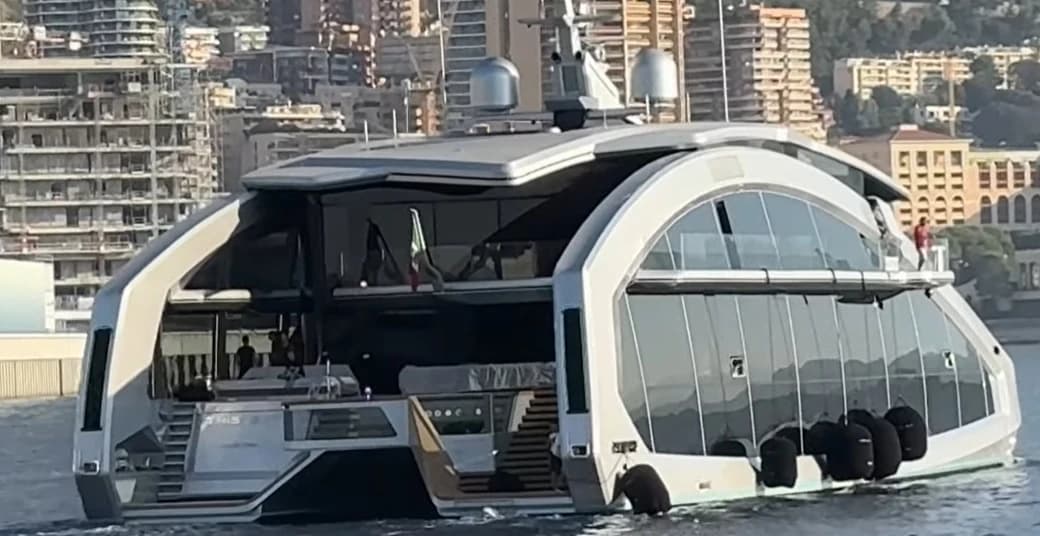 Superjahta budućnosti usidrena kod Dubrovnika: Sedmični najam košta nevjerovatnih 350.000 eura