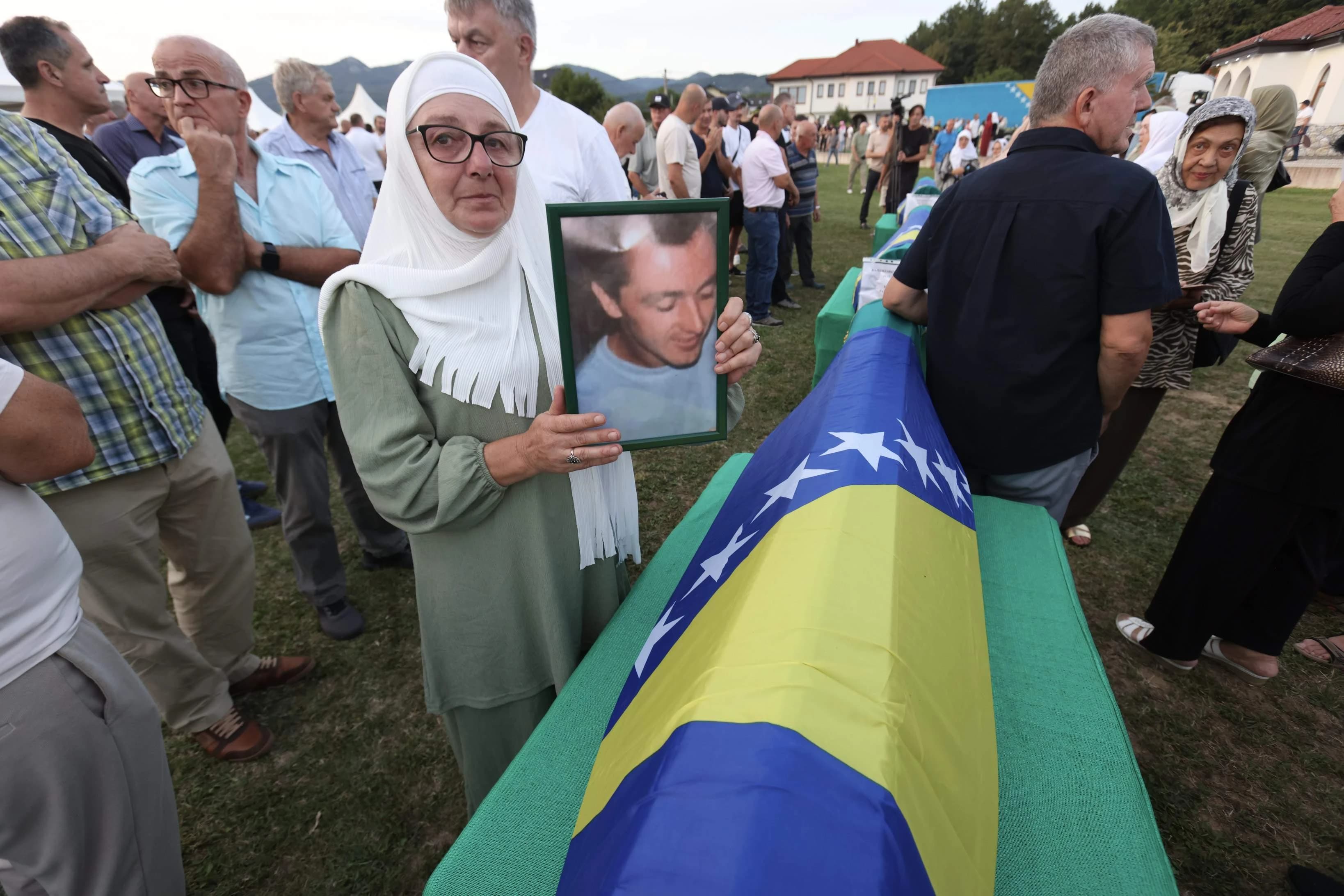 Tabuti dočekani u Kamičanima: Mnogo je onih koje ispraćamo na bolji svijet, a nisu pronašli kosti svojih bližnjih