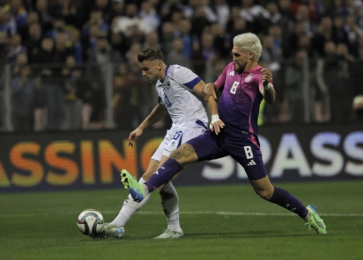 Demirović bi mogao napraviti transfer karijere: Italijanski gigant gleda prema Njemačkoj