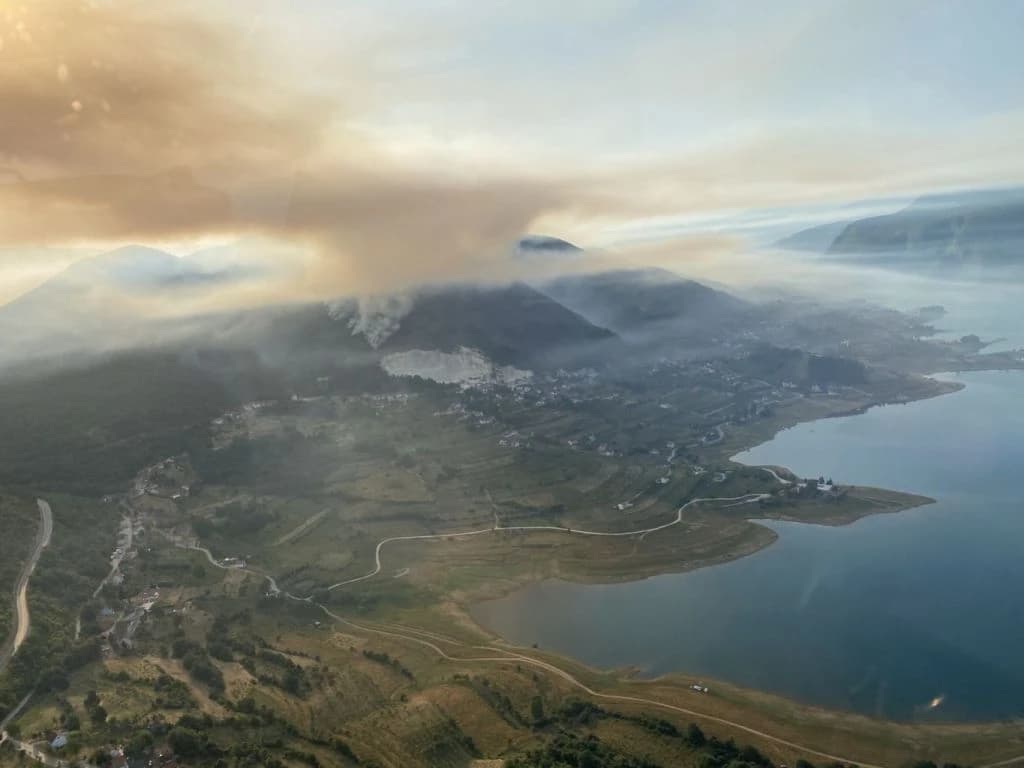 Hrvatska šalje kanader kao pomoć u gašenju požara u Prozoru