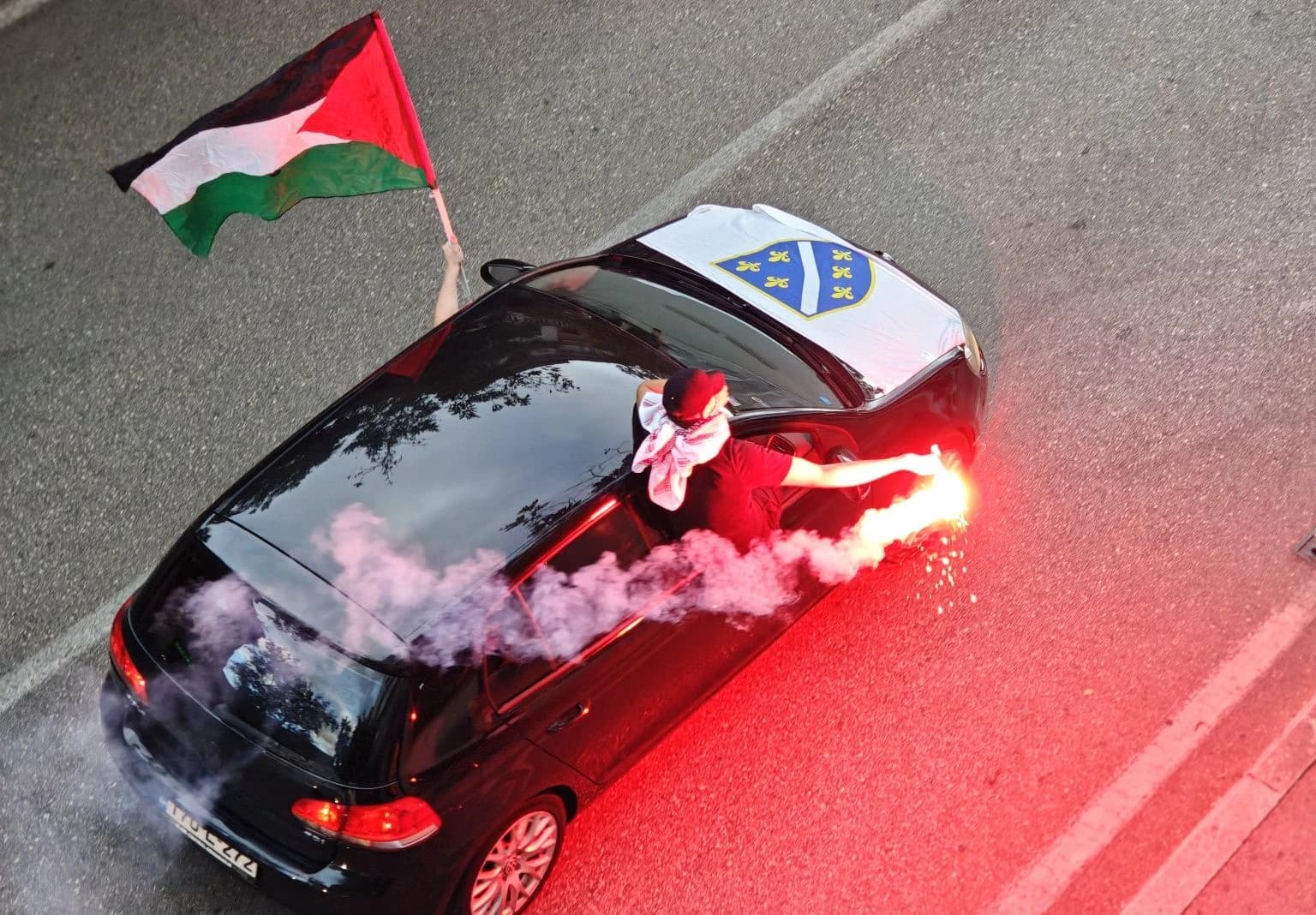U Mostaru održan defile automobila u znak solidarnosti sa palestinskim narodom u Gazi