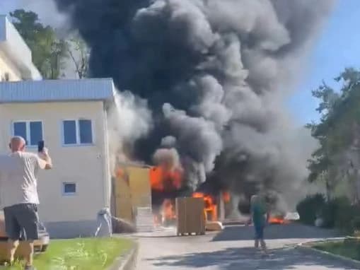Veliki požar u tržnom centru u Velikoj Kladuši