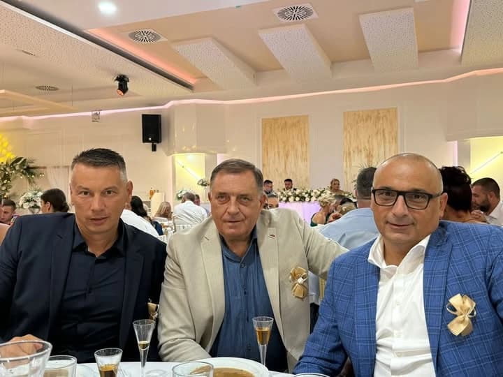 Nešić se (opet) slikao s Dodikom: "Uz pjesmu, osmijehe i veselje"