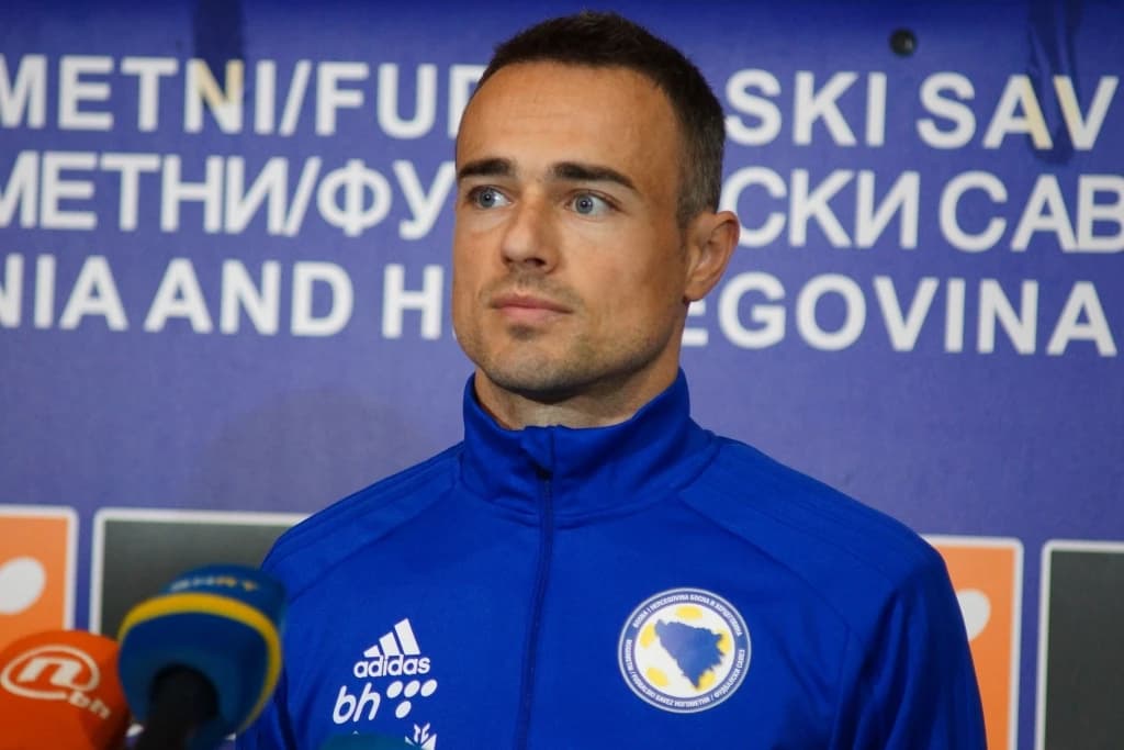 Ćivić i Kvržić: Na terenu pokazati zube Italijanima