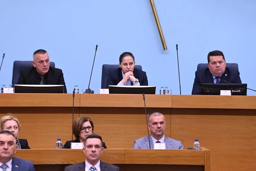 Rukovodstvo NSRS-a uvjerava da će biti posebne sjednice o referendumu, termina ni na vidiku