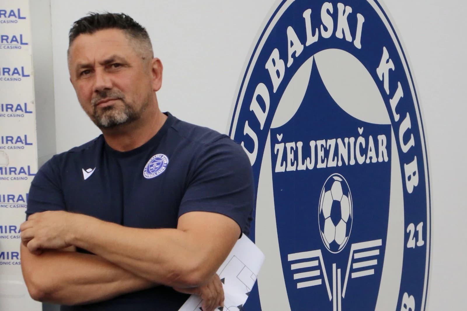 Adžem ostaje na klupi Plavih