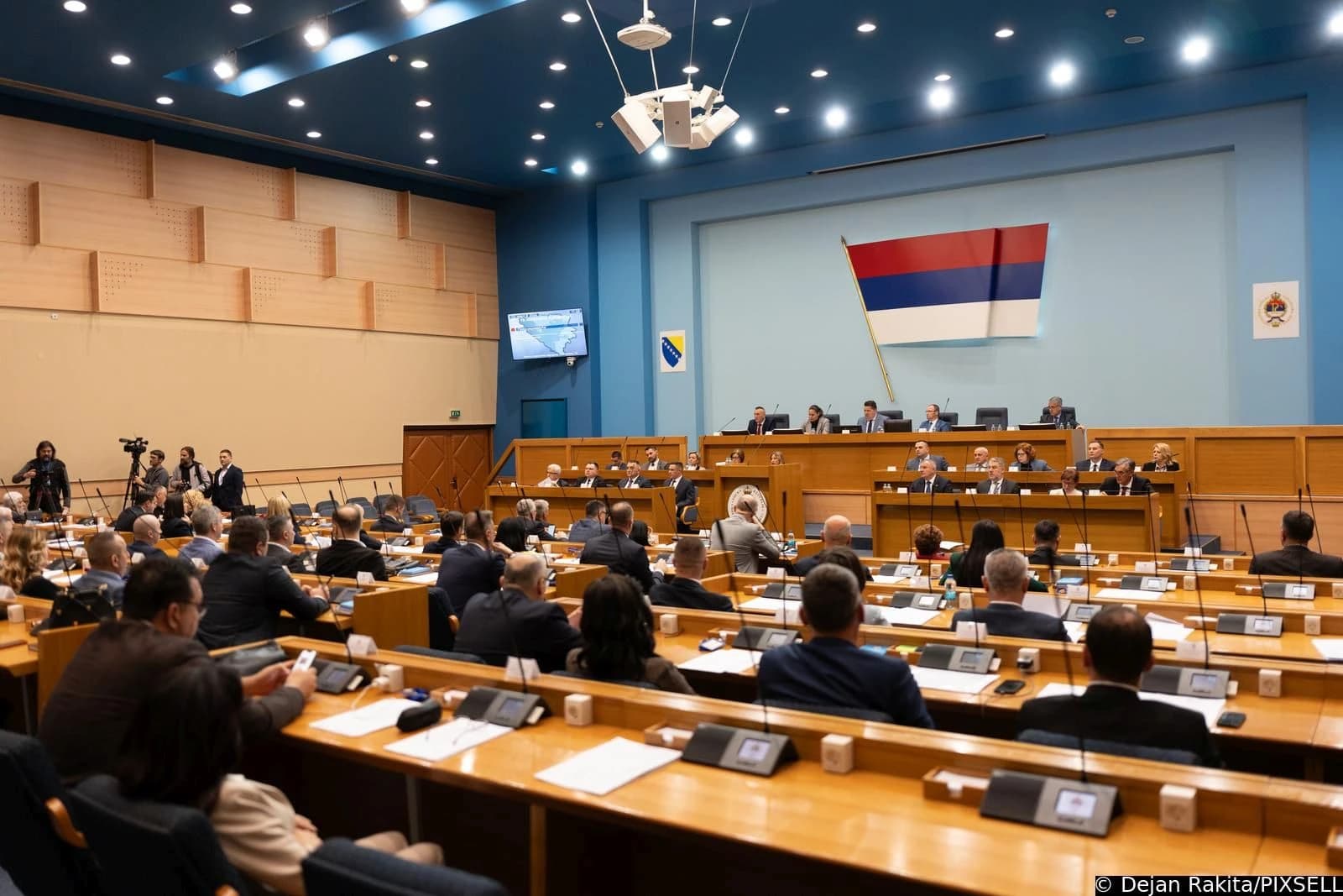 Dodik na sjednici rekao ko je dojavio bombu u NSRS-u, tvrdi da se radi o aktivisti iz opozicije