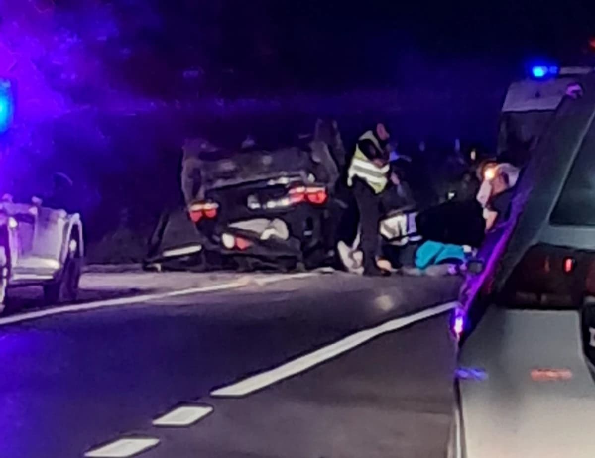 Poginuo saputnik u autu koje se prevrnulo kod Trnova, tri osobe povrijeđene