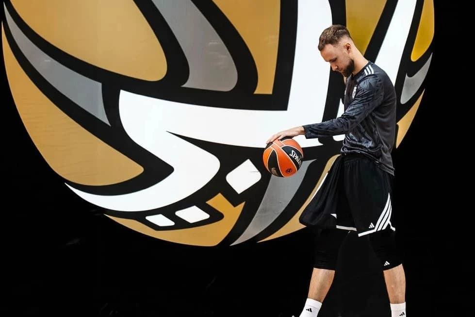 Zmajevi na Eurobasketu, Musa fotografisan na treningu u novom klubu