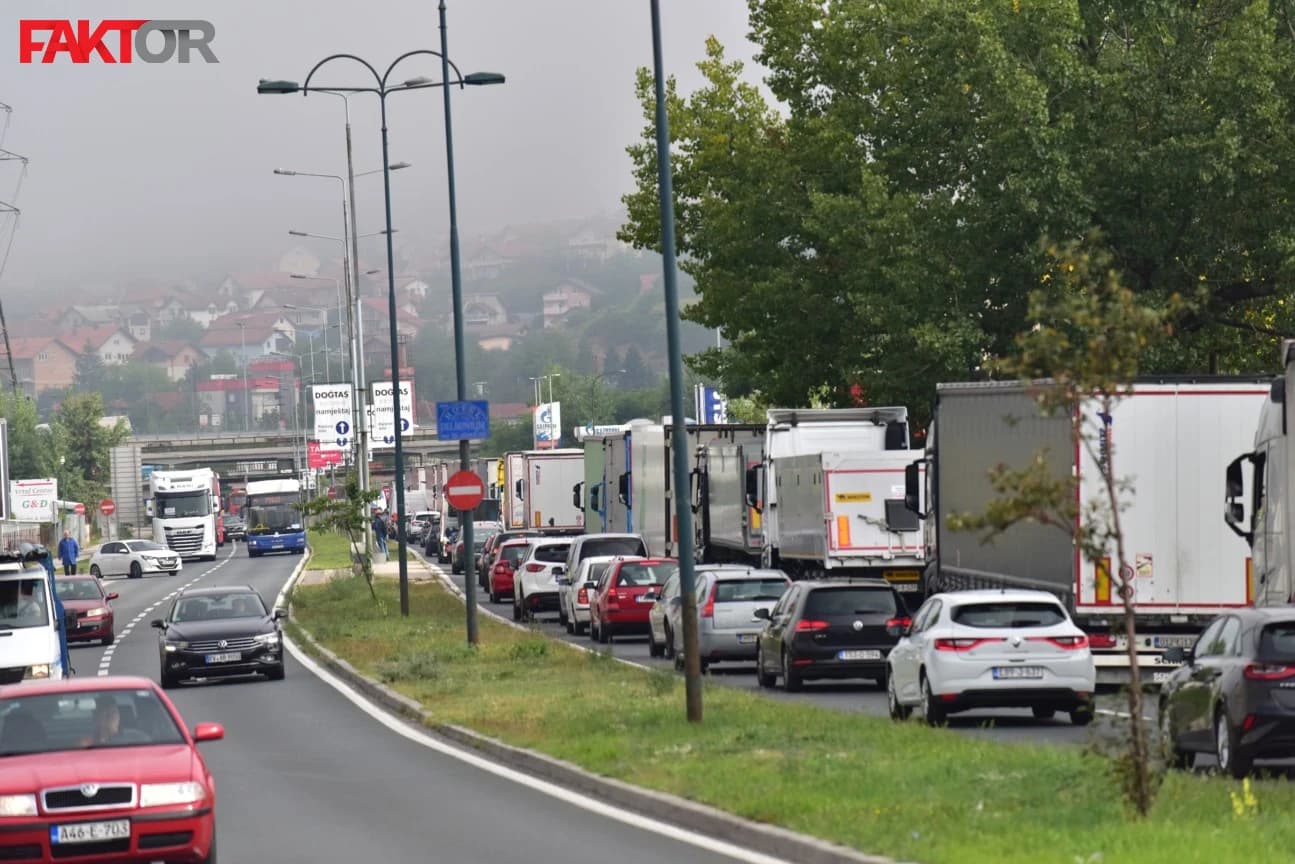 Prijevoznici zasjedali i odlučili: Nastavljaju protest, povećava se obim obustave lanaca snabdijevanja