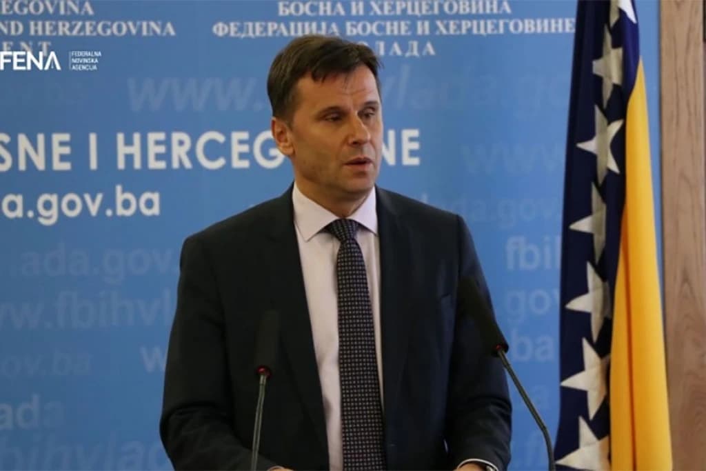 Fadil Novalić 