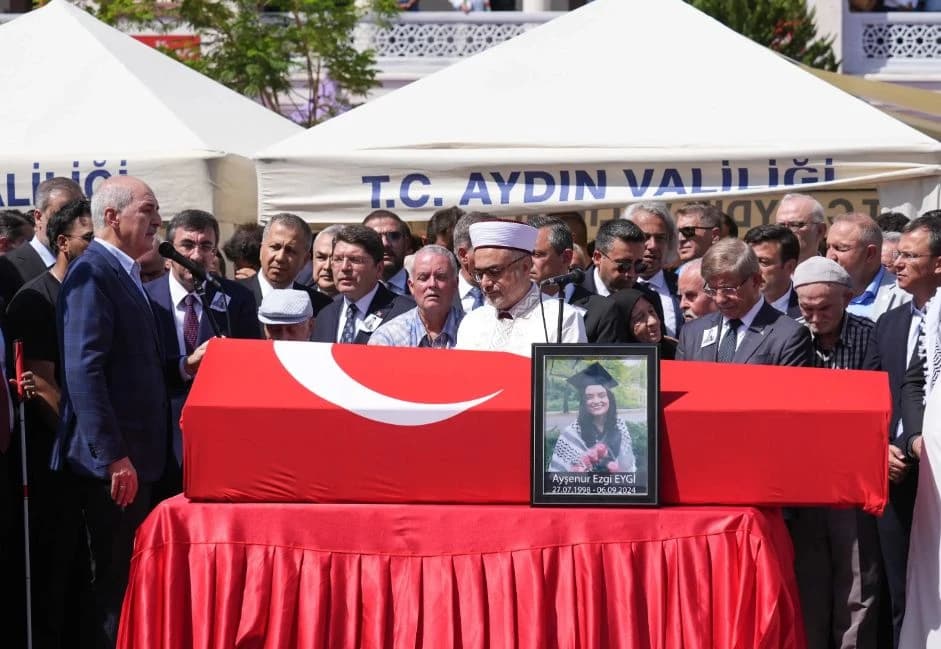 Porodica Aysenur Ezgi Eygi traži odgovornost nakon što je izraelska vojska ubila prije godinu