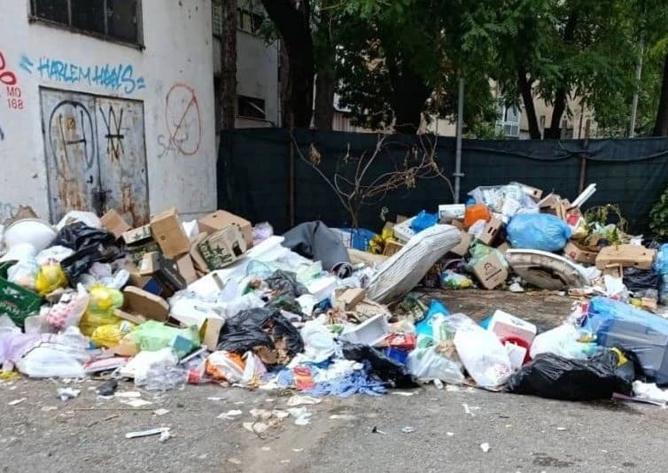 Smeće na ulicama