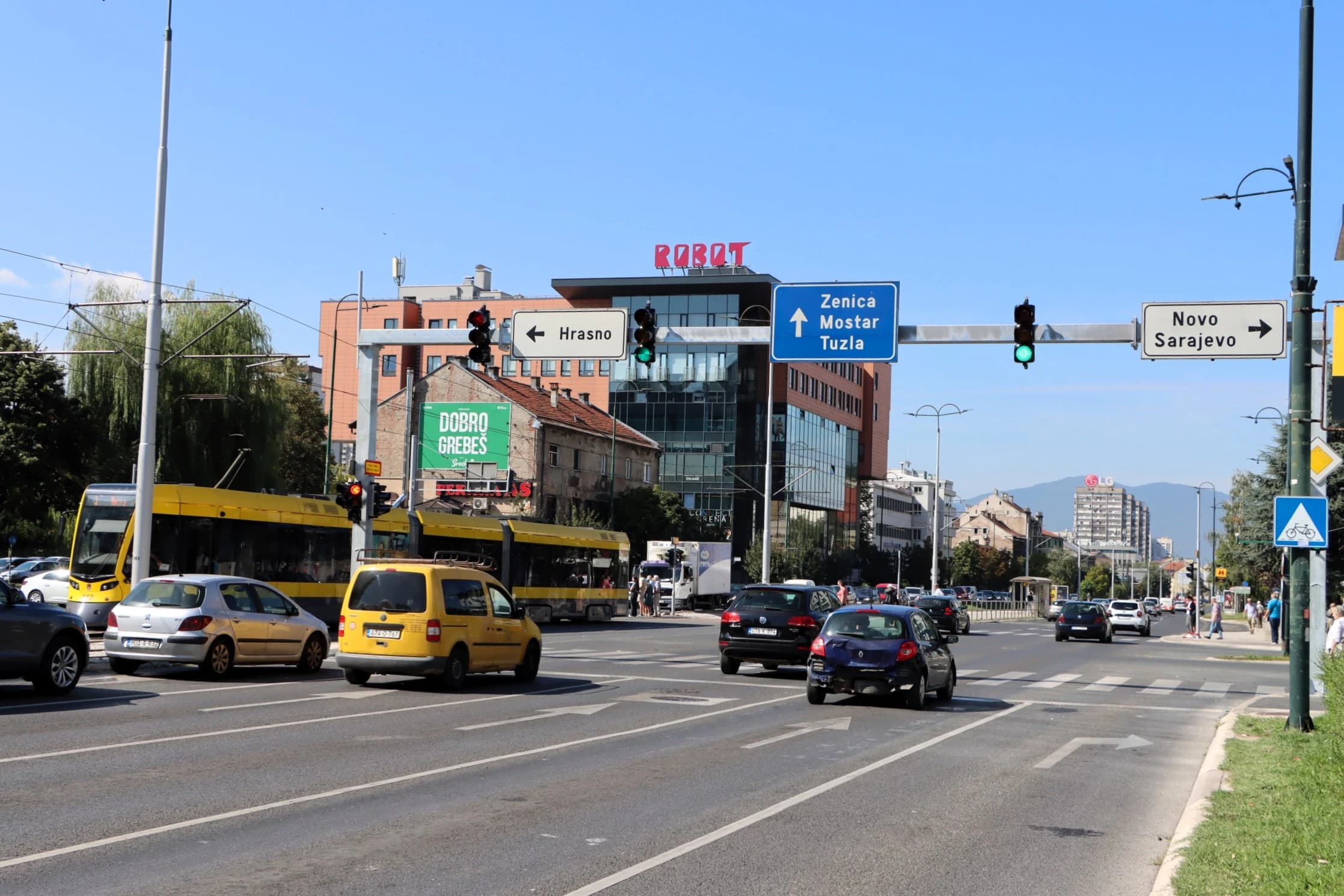Zamijenjeni svi semaforski portali na glavnoj saobraćajnici u Sarajevu