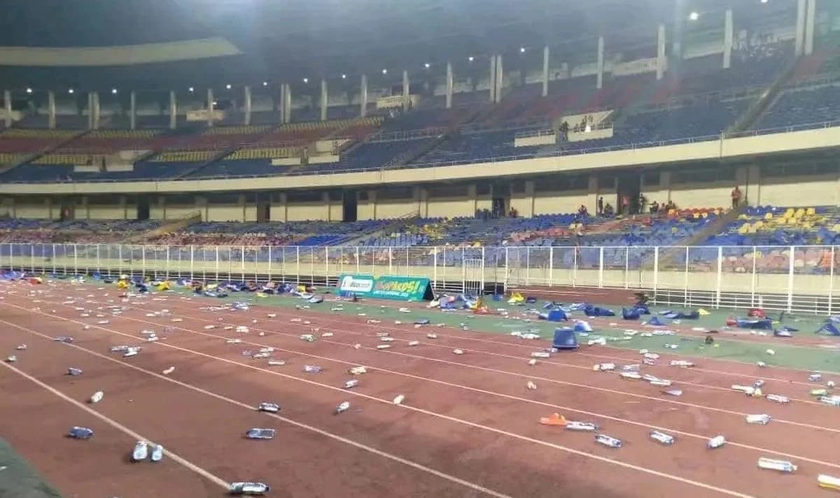 Ostali bez direktnog plasmana na SP, navijači devastirali najmoderniji stadion u zemlji