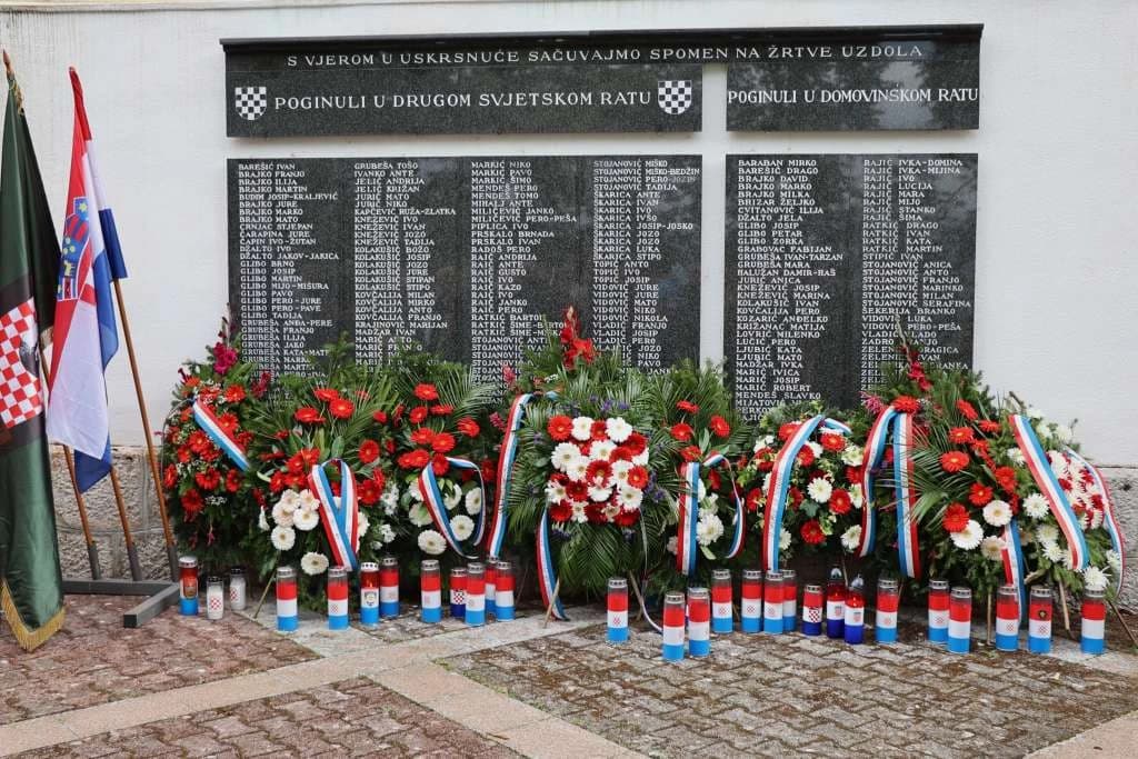 Obilježena 32. godišnjica stradanja Hrvata u Uzdolu