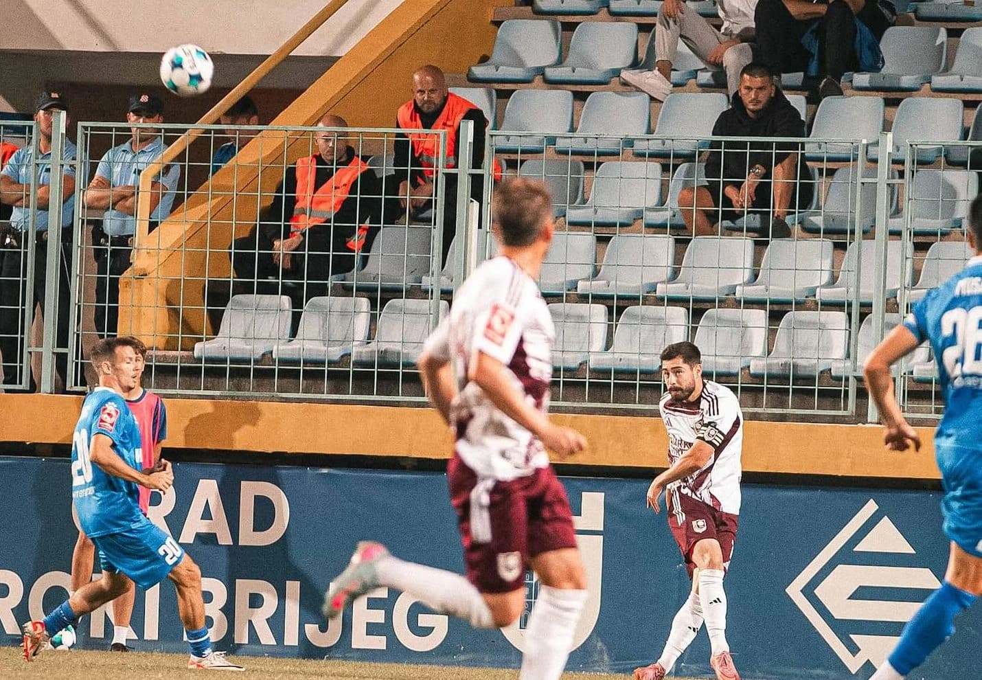 Sarajevo palo i na Pecari: Tri gola, dva isključenja i velika pobjeda Širokog Brijega