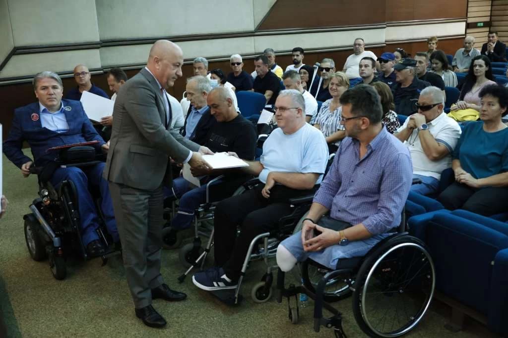 Izdvojeno 2,5 miliona KM za kupovinu vozila najtežoj kategoriji RVI u FBiH