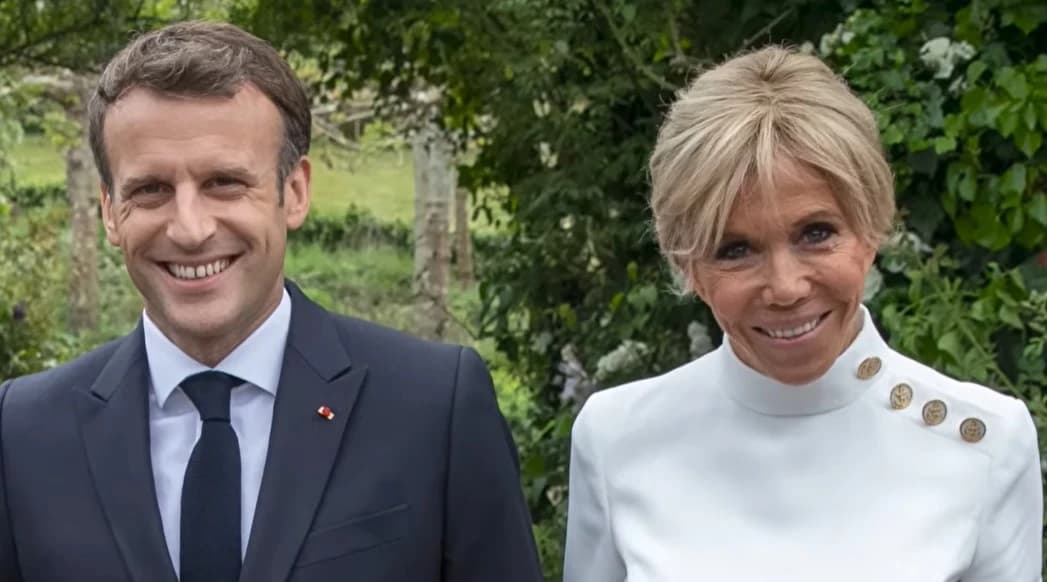 Macron će američkom sudu predočiti naučne dokaze kako bi dokazao da je njegova supruga Brigitte žena