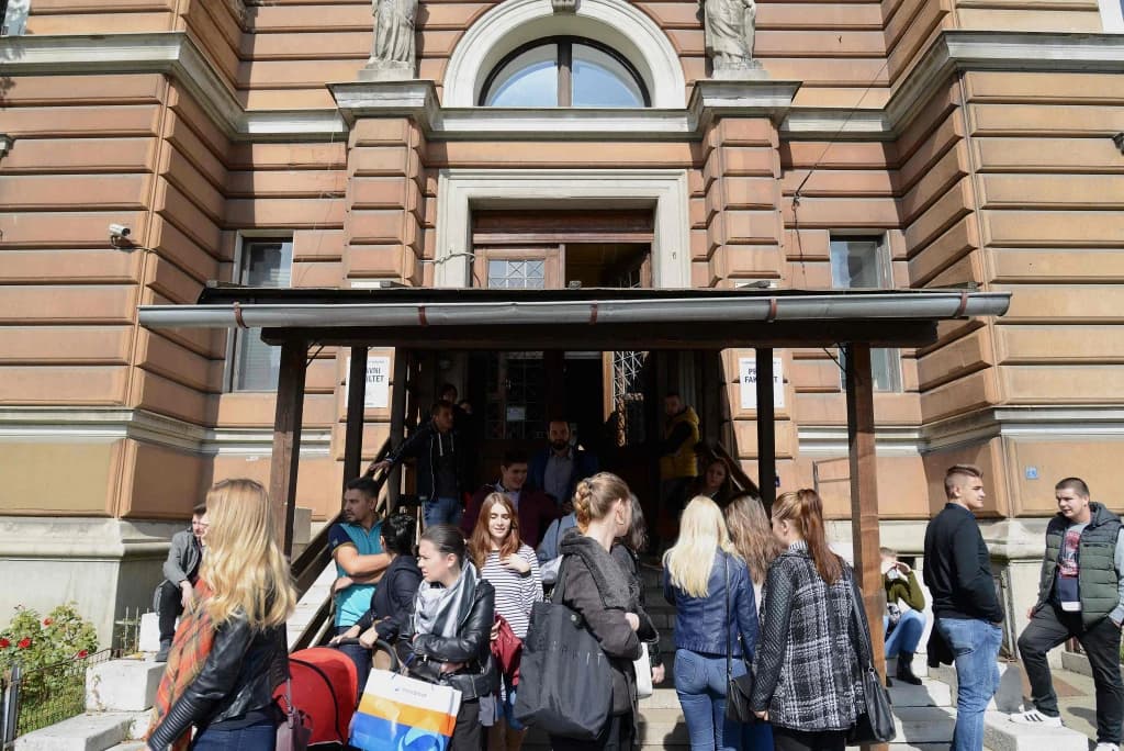 Studenti u KS ispaštaju zbog neimenovanja ministra za nauku, visoko obrazovanje i mlade