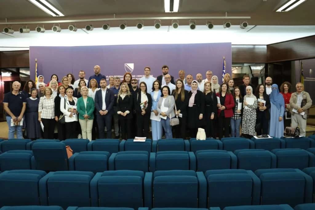 Pomoć udurženjima koja se brinu za najugroženije