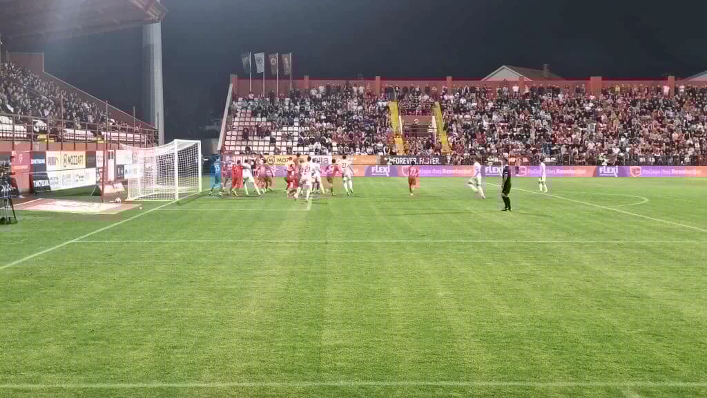 Sa derbija na stadionu Rođeni