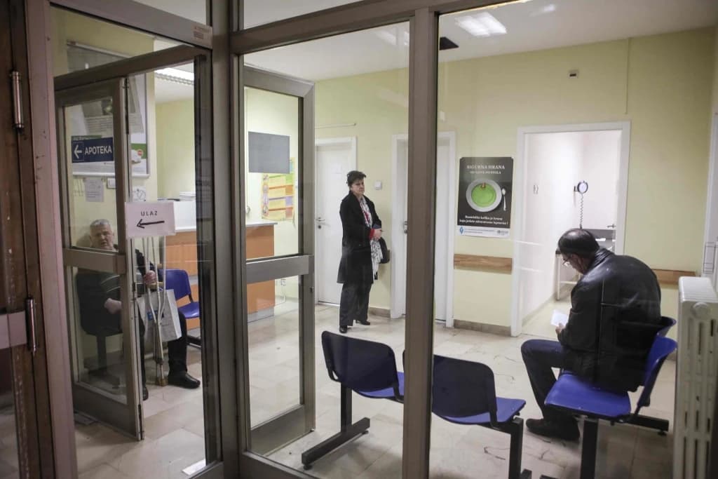 Pacijenti u Domu zdravlja Centar od maja čekaju na internistički pregled: "Kome da se obratimo mi koji mjesecima čekamo"
