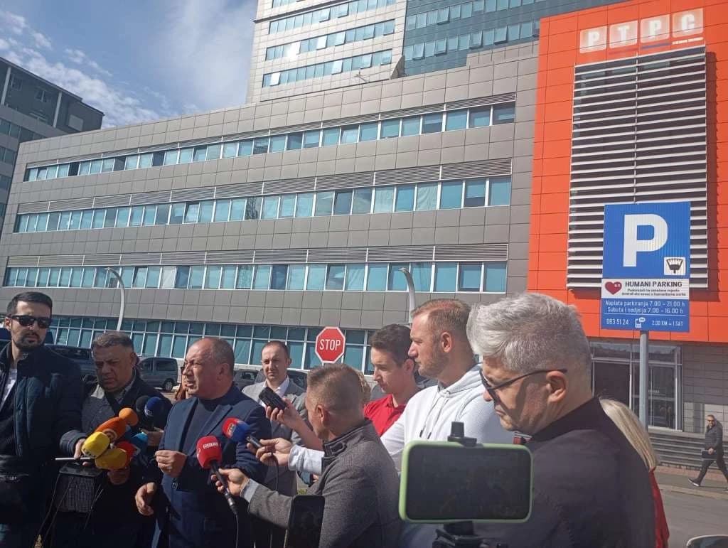 Opozicija u RS-u traži hitnu uređivačku promjenu na RTRS-u