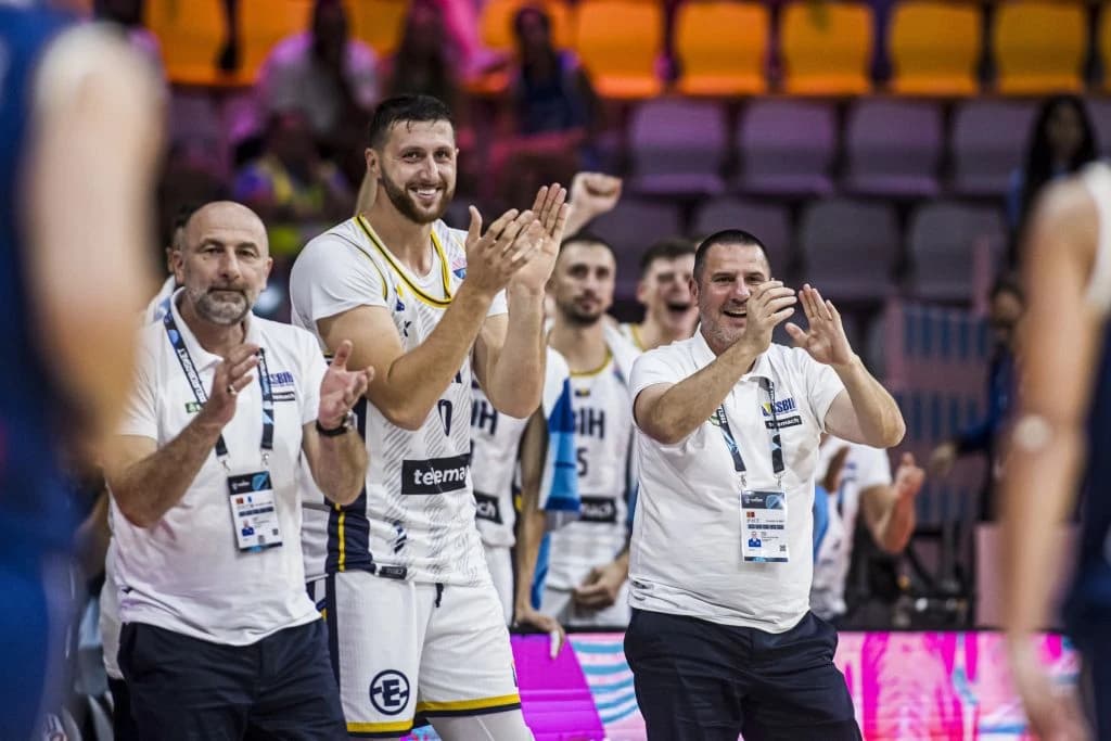 KSBiH usvojio ostavku Bećiragića, objavljeno koliko su novca do sada dobili košarkaši i članovi stručnog štaba