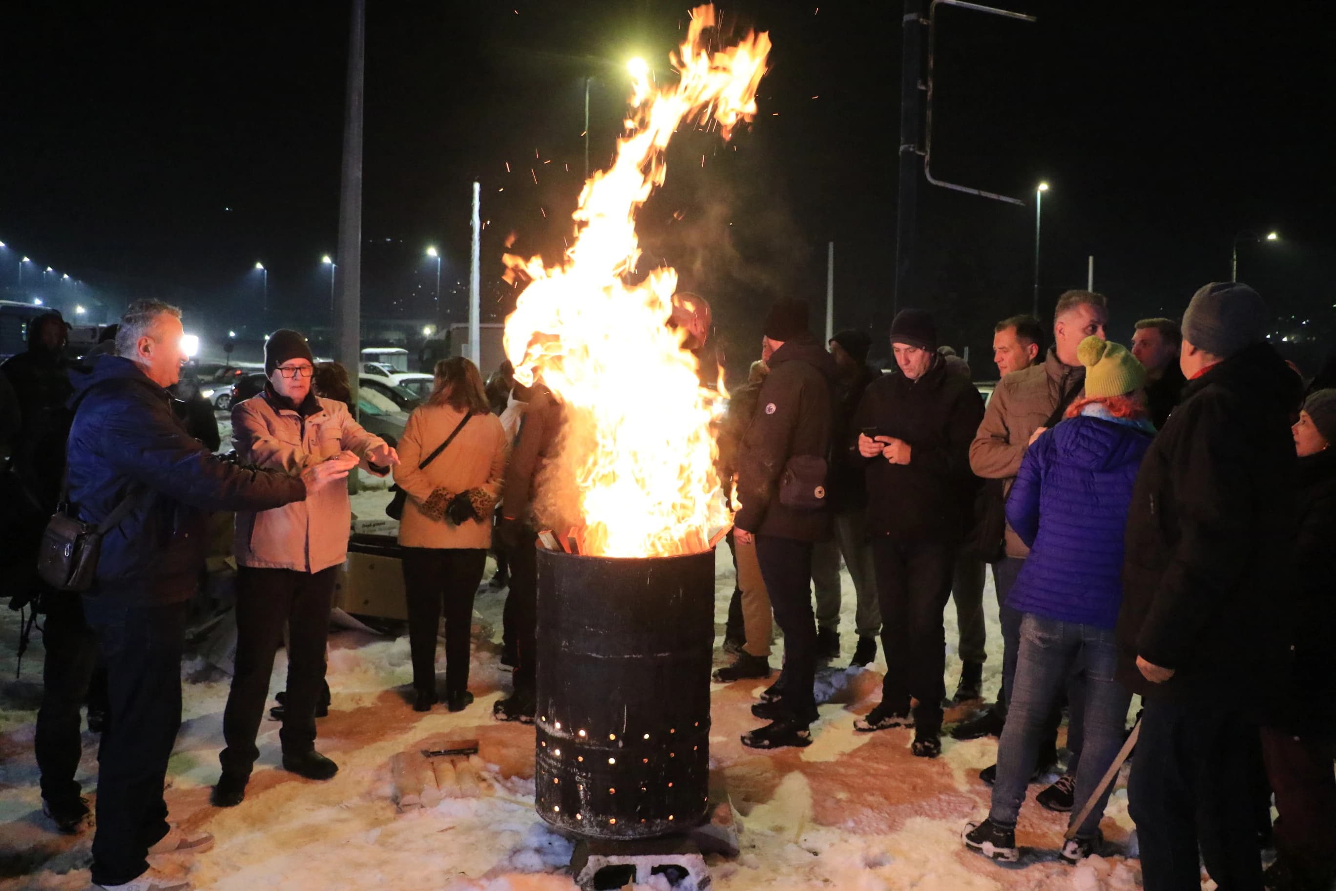 Ogorčeni stanovnici Vogošće izlaze na proteste: Mi u borbi za grijanje nećemo bježati ni od igre detektiva