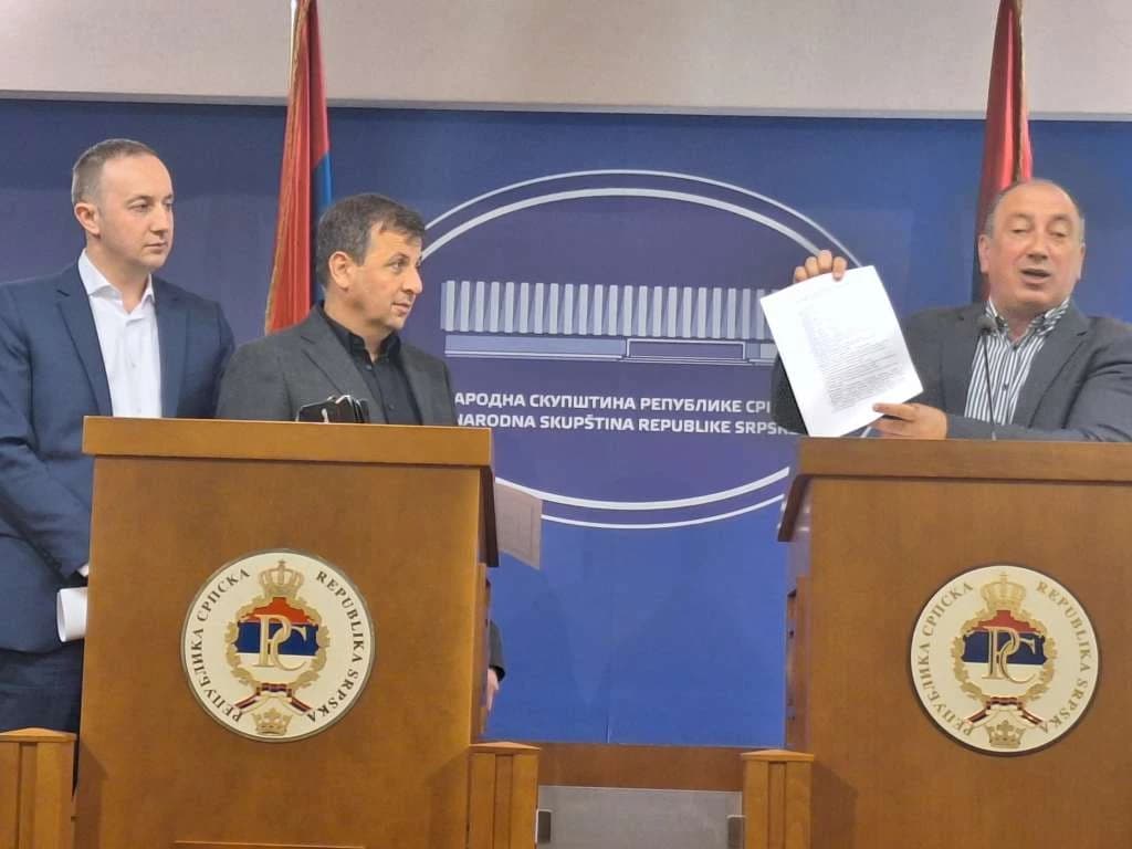 Redovna sjednica NSRS-a 4. novembra, opozcija postavlja pitanje legalnosti Vlade