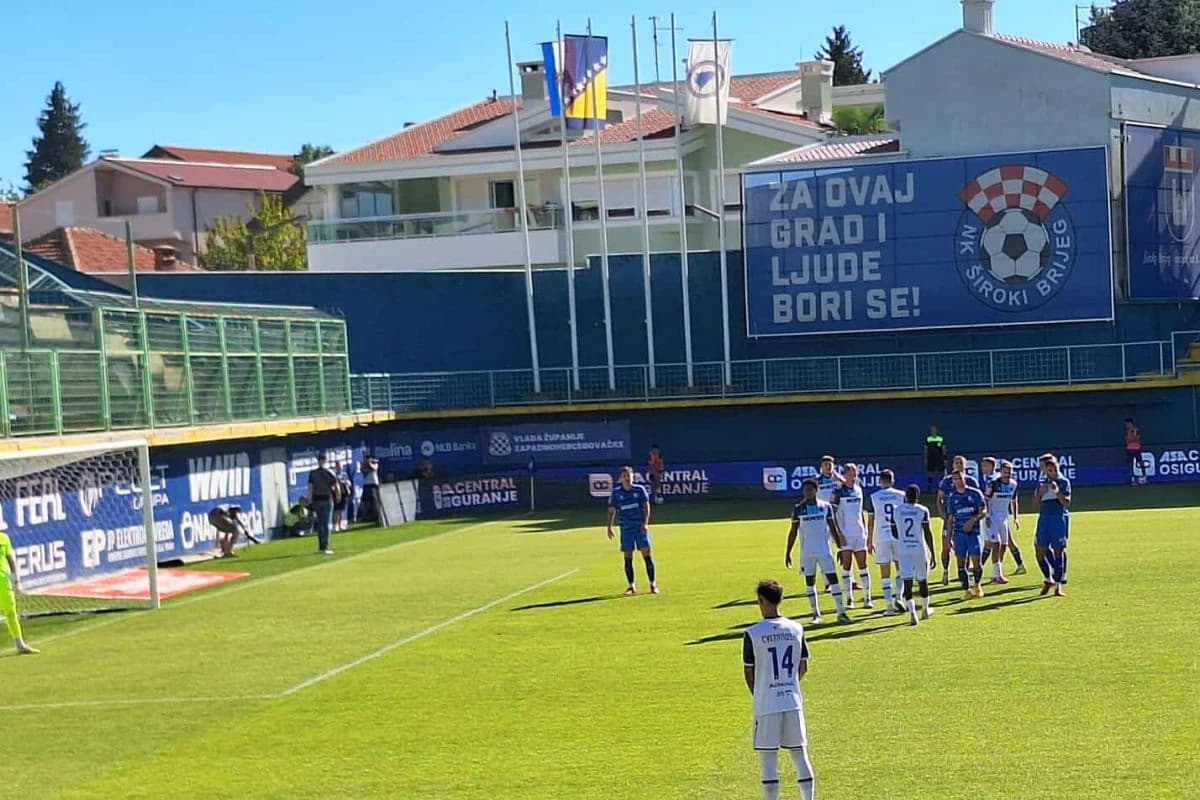 Radovi zbog kojih navijači Željezničara i Sarajeva nisu mogli na Pecaru završeni za navijače Zrinjskog