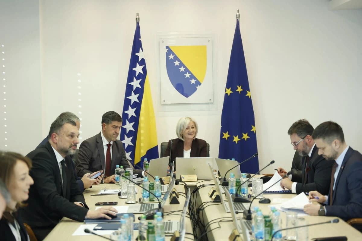 Odluka o uspostavi Ureda glavnog pregovarača izazvala raspravu među ministrima, izjašnjavanje odgođeno