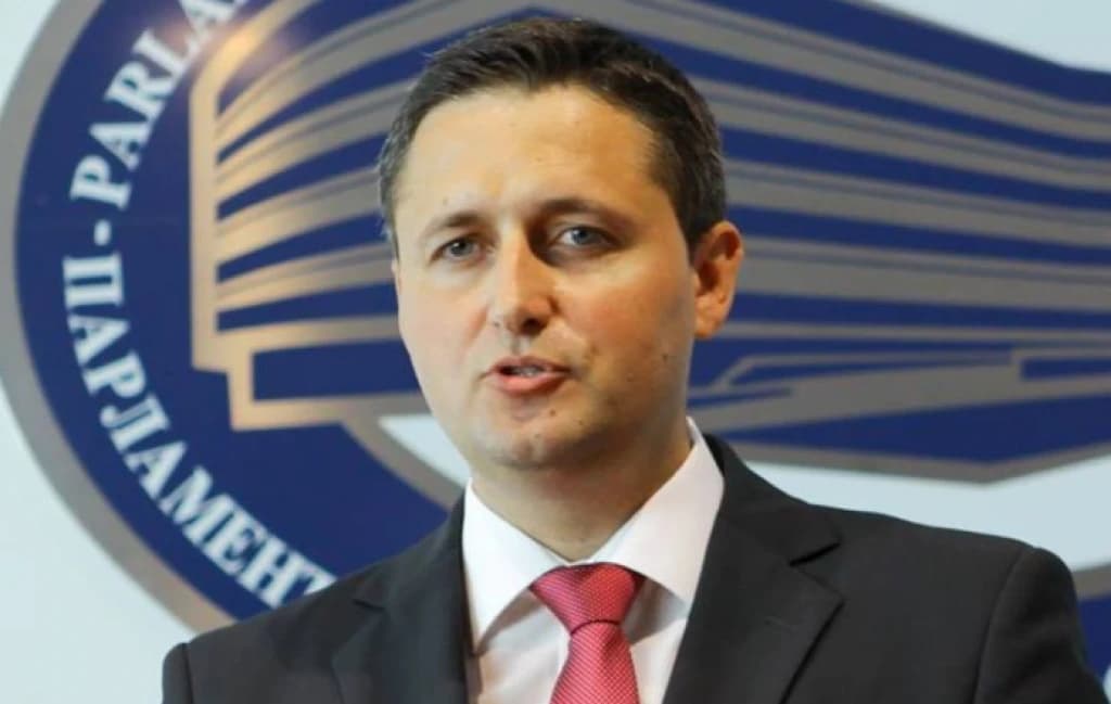 Denis Bećirović