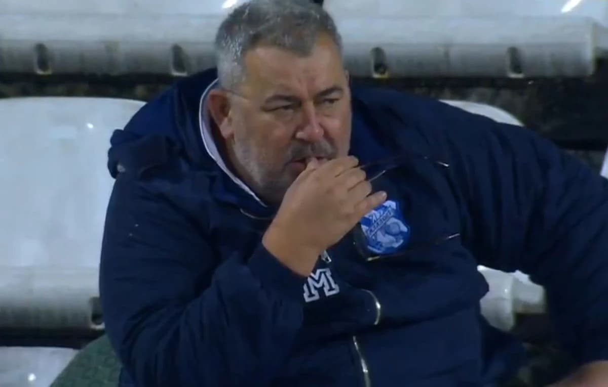 Ko je čovjek koji je sočno psovao dok su ostali na stadionu "gubili razum" zbog smrti Žižovića?