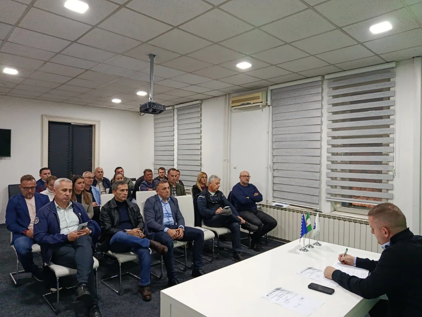 Zasjedao Izvršni odbor SDA USK: Zaustaviti nezakonite smjene, cijenu će platiti građani!