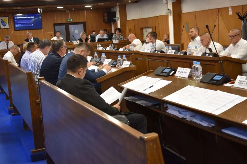U Brčko distriktu usvojen Zakon o registru osuđenih pedofila