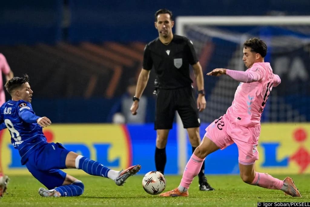 Dinamo se obrukao, Arnautović junak Zvezde