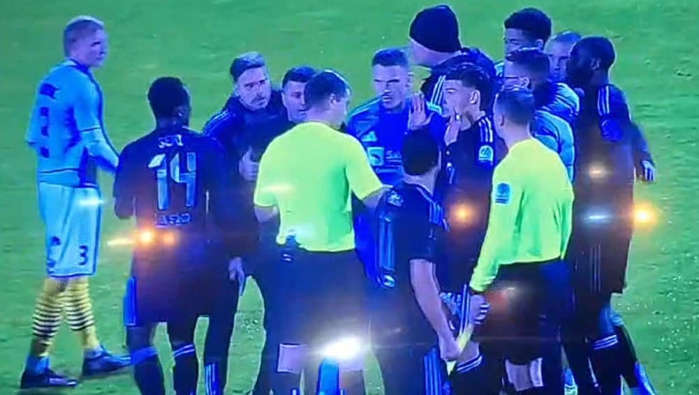Ne voli nepravdu i džaba: Haos na meču Maribora, Dudića pocrvenio pa ga od sudije rastavili igrači