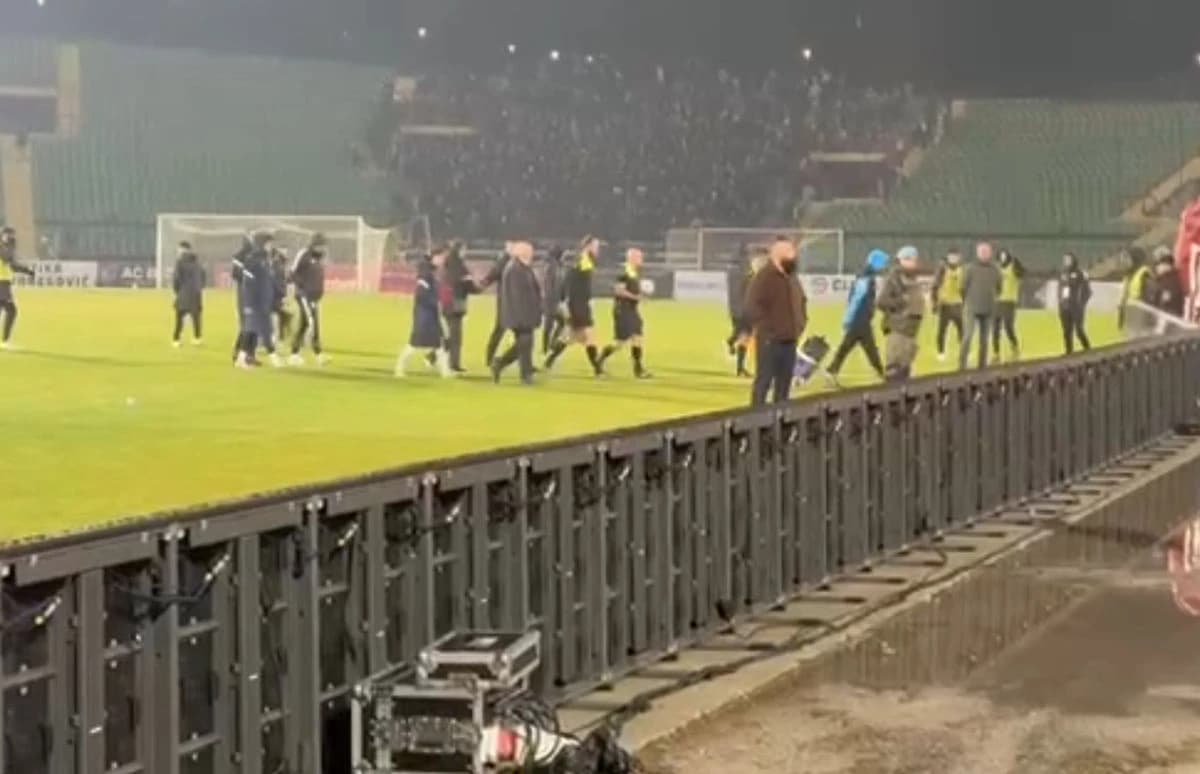 Neobično za Koševo: Šta se dešavalo nakon što je Haris Halkić odsvirao kraj?