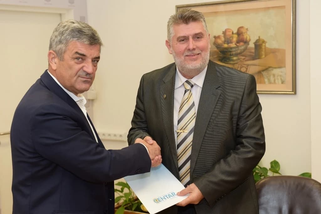 Ajnadžić i Hadžiahmetović